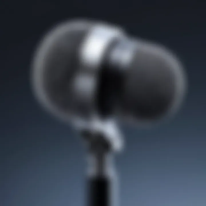 Microphone icon indicating recording feature